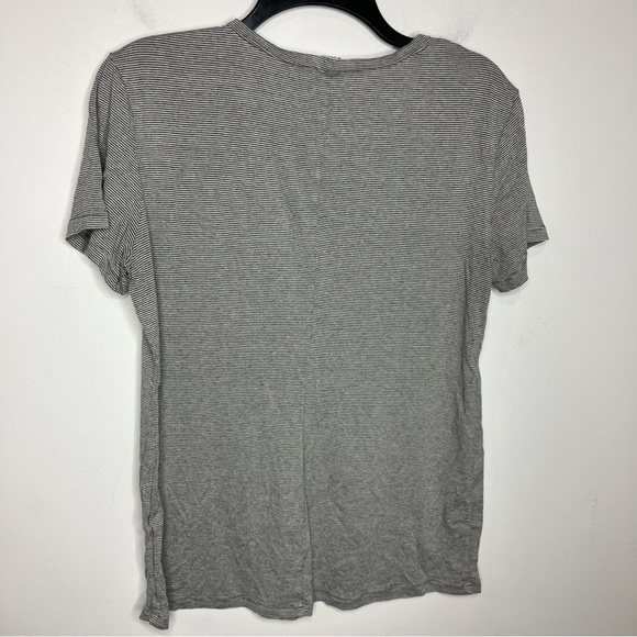 Athleta t-shirt striped size large - Picture 6 of 6